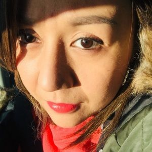 Meet your Posher, Vi